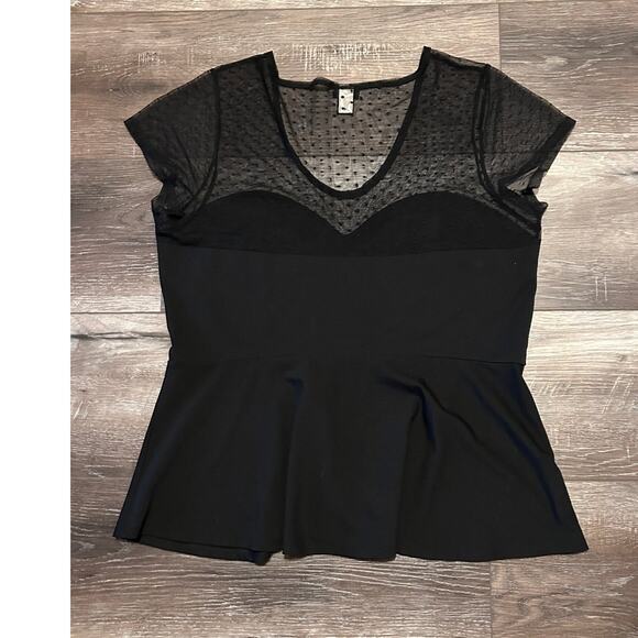 Torrid Short Sleeve Sweetheart Peplum Netting Top Black Size 2 - Picture 6 of 11